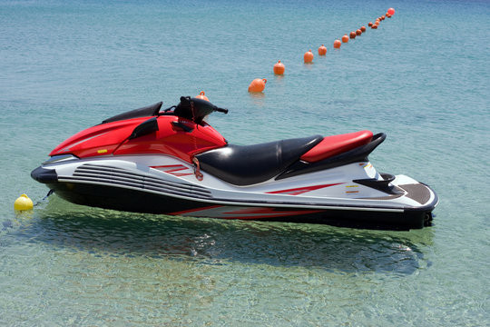 ATTREZZATURE SPORT NAUTICI 